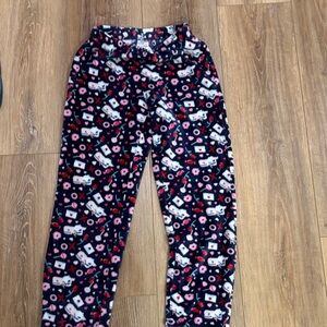 Vineyard Vines Kids Pajamas with Cute Pattern - Black and Pink
